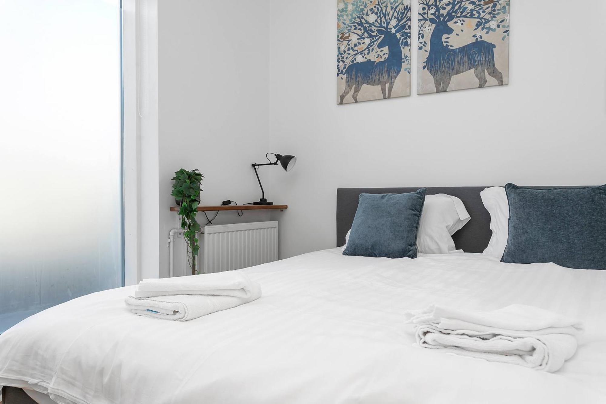 Bright Apartment In The Heart Of The City! 雷克雅維克 外观 照片
